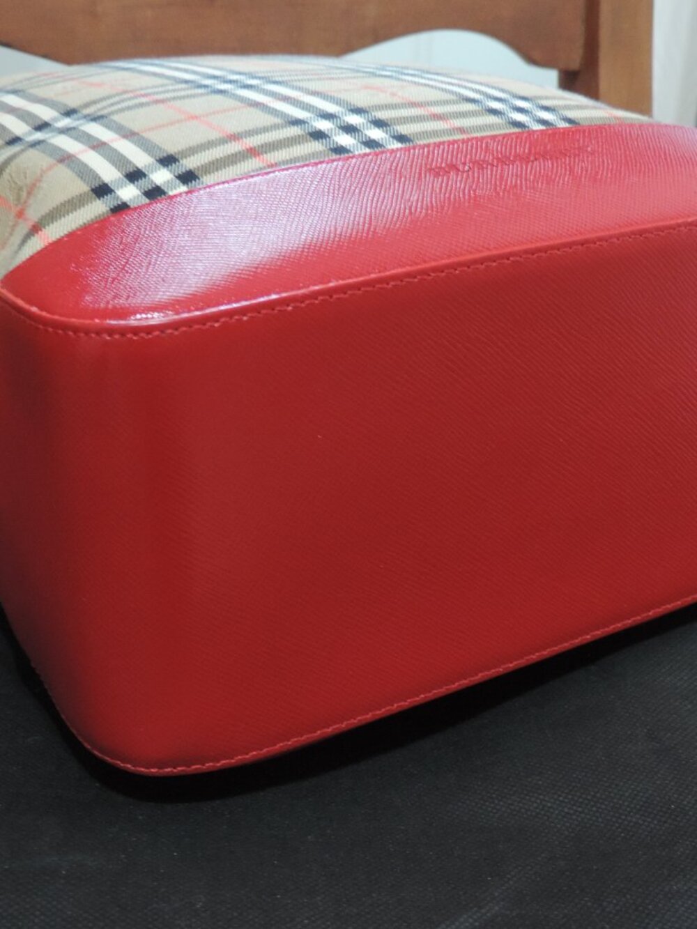 BURBERRY Classic Haymarket Check Canvas & Red Leather Tote Bag - w/COA - Picture 10 of 16